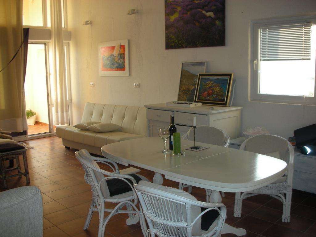 Apartment Croatia Art Drasnice Quarto foto